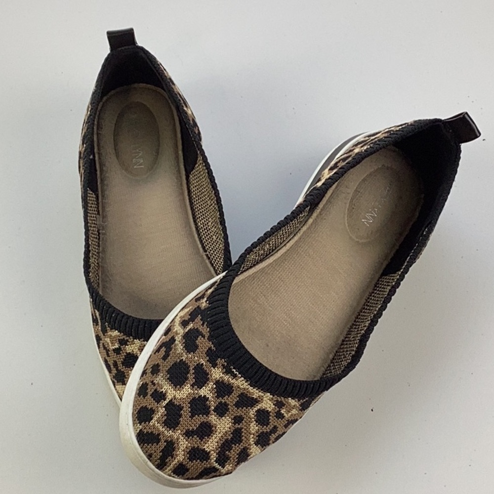 Aubrey Lynn Leopard Print Womens Size 9 Flats.